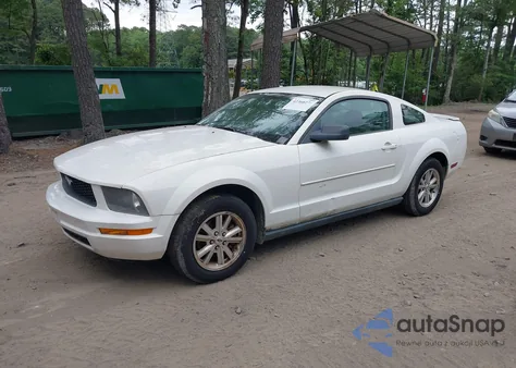 2008 Ford Mustang V6 Deluxe/V6 Premium from USA, damaged, VIN 1ZVHT80N185208081